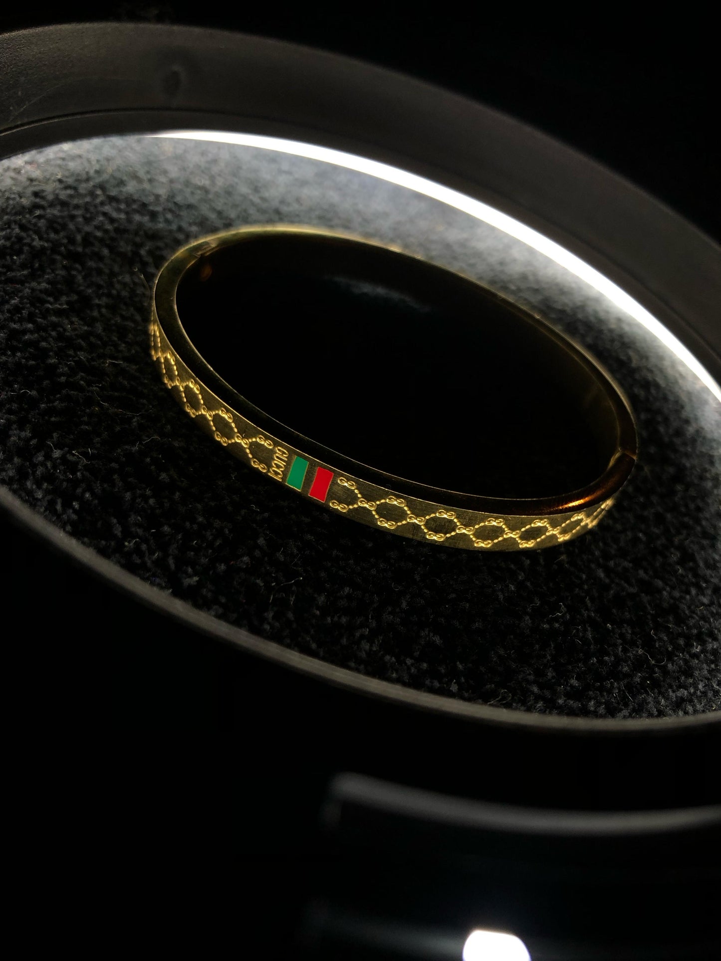 Gucci bangle bracelet